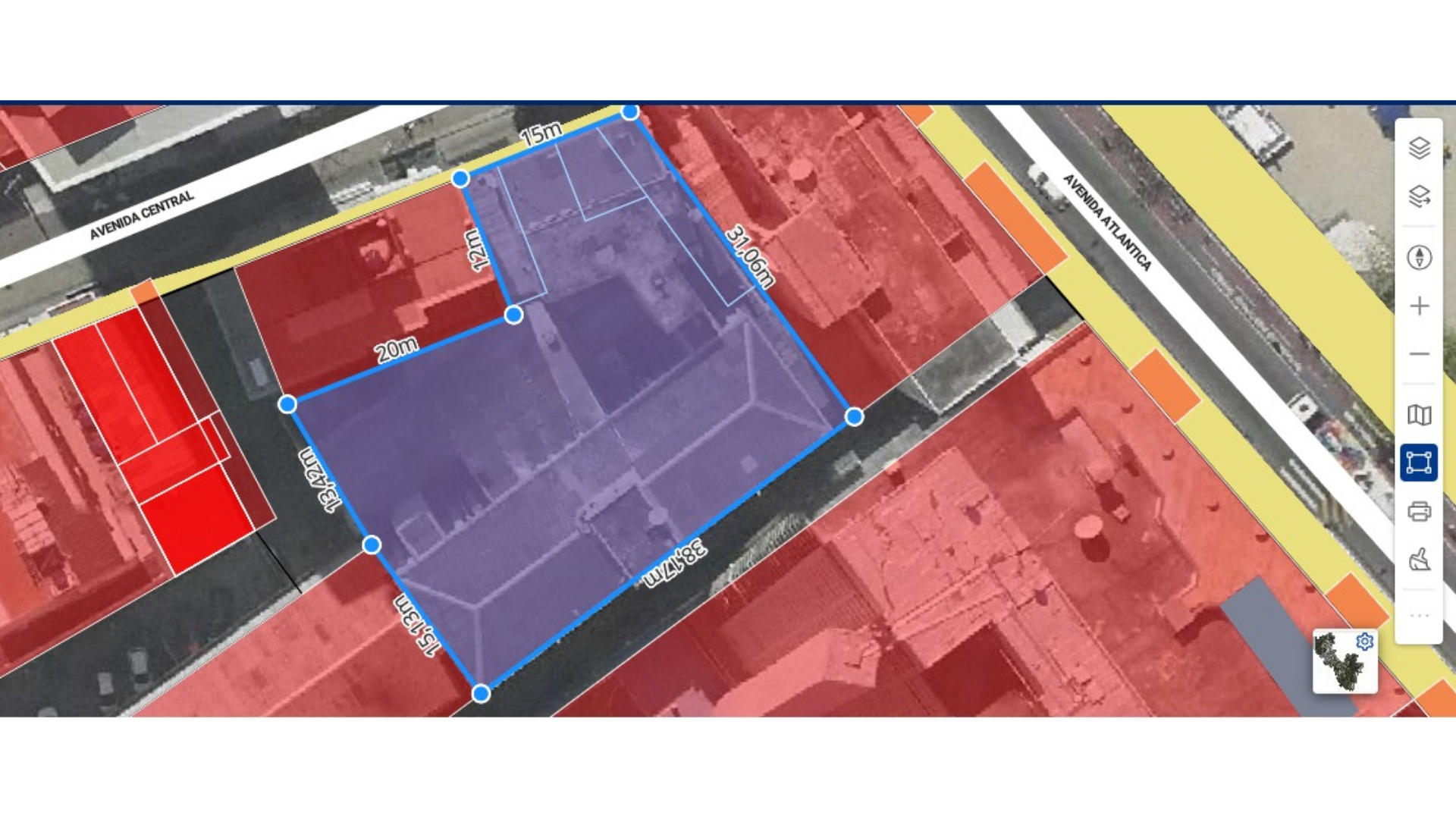 Mapa aéreo do terreno do empreendimento entre Avenida Central e Avenida Atlântica